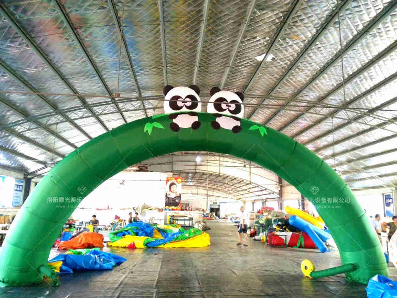 宁波熊猫喷绘拱门
